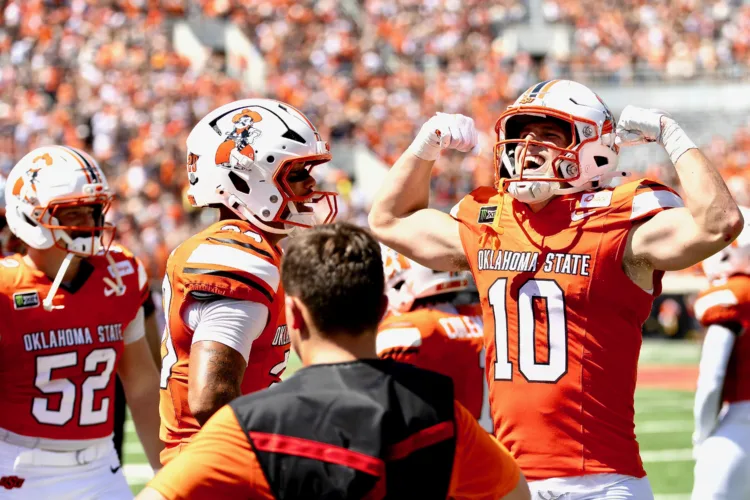 Oregon’s national title hopes suffer major setback